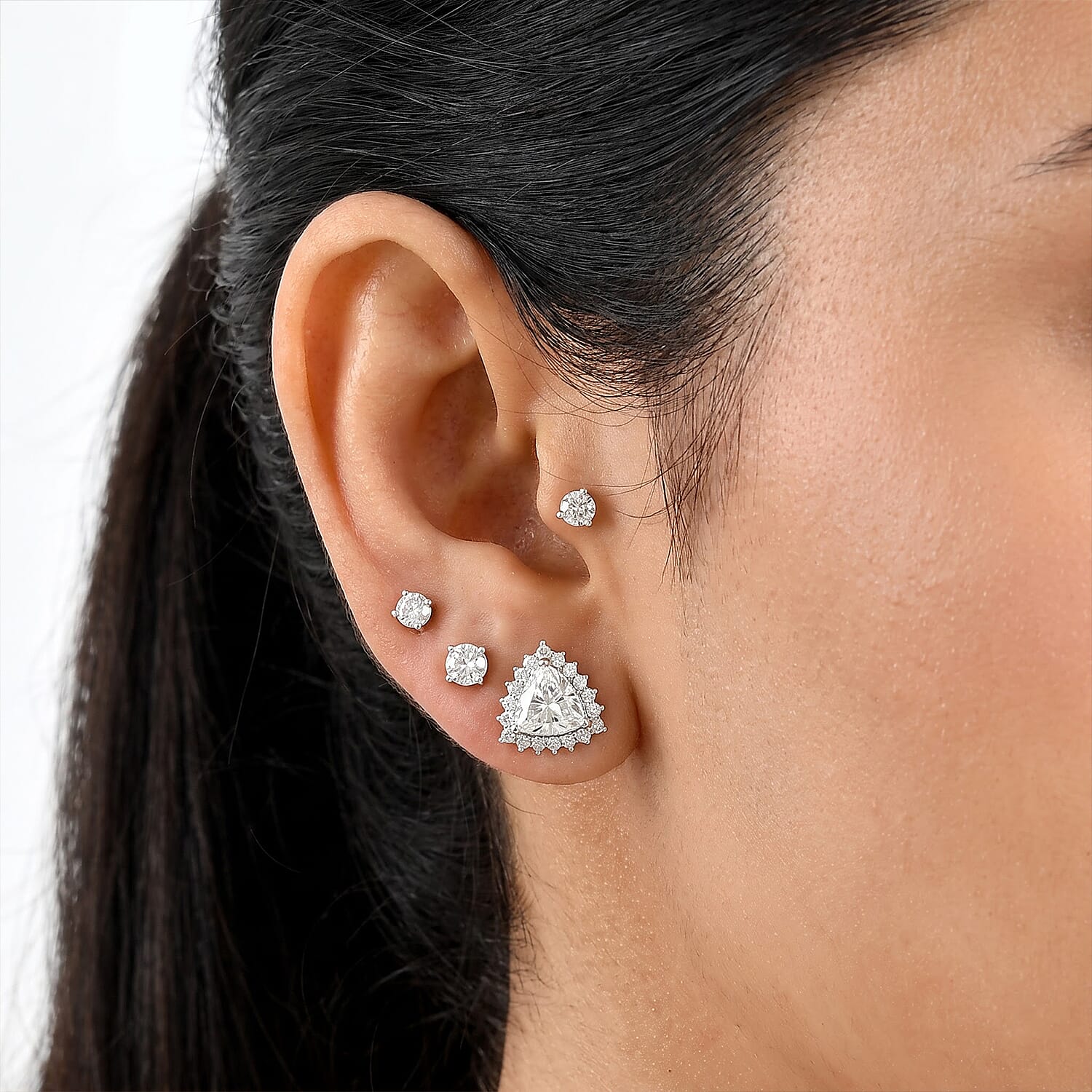 EverTrue Moissanite 2.85 ctw Cluster Earrings in Platinum Bond