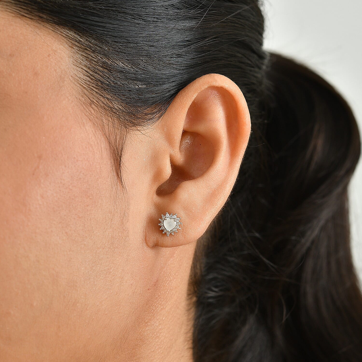 EverTrue Rainbow Moonstone and White Zircon 0.75 ctw Solitaire Stud Earrings in Platinum Bond