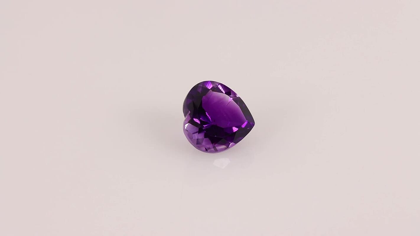 AAA Moroccan Amethyst (Hrt 10 mm) 3.19 ctw