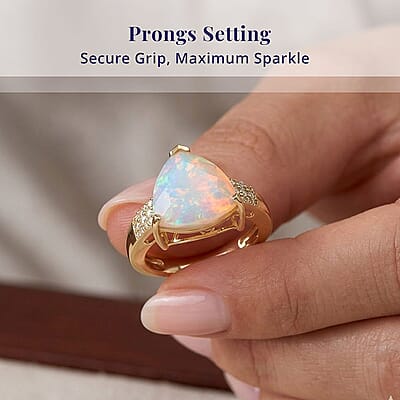 Luxoro AAA Ethiopian Welo Opal and Diamond I2 5.70 ctw Trillion Glow Ring in 10K Yellow Gold (Size  5.0)