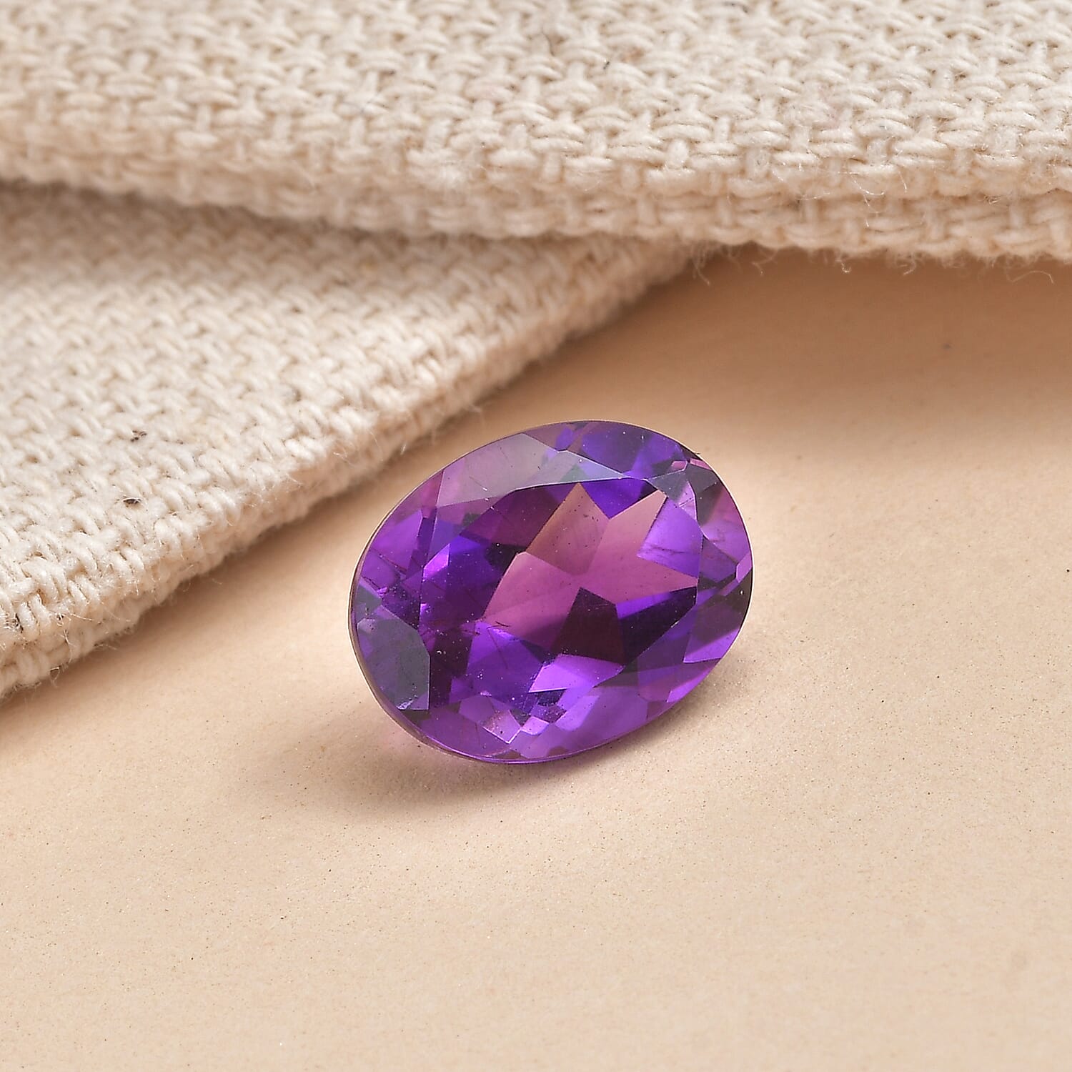 AA Moroccan Amethyst (Ovl 9x7 mm) 1.77 ctw