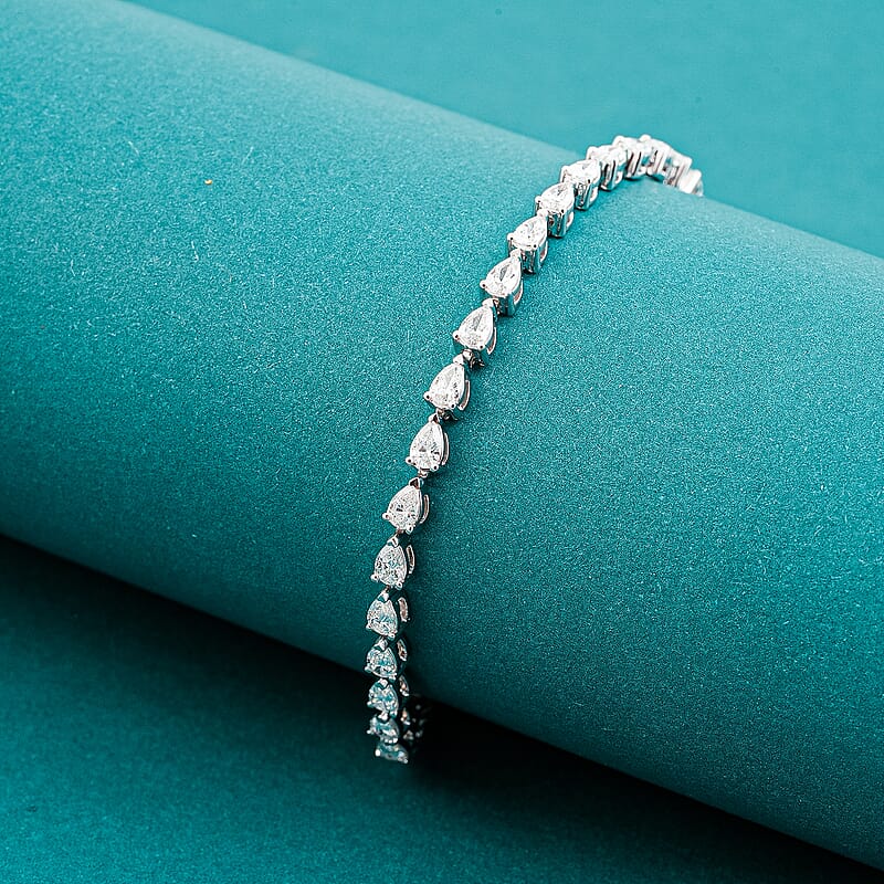 Luxuriant Lab Grown Diamond SI 3.15 ctw Bracelet in Sterling Silver (6.50 In)