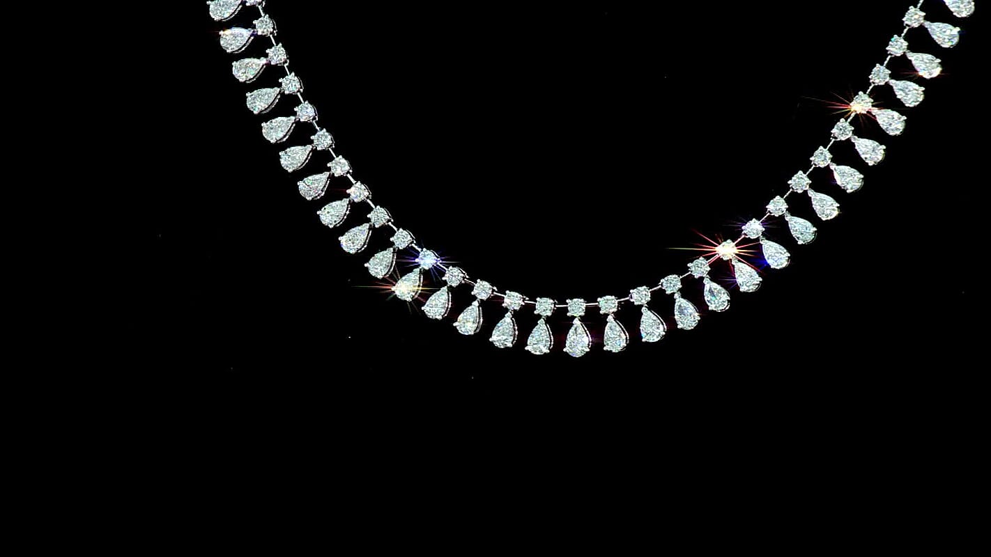 Ankur Treasure Chest Luxuriant Lab Grown Diamond (SI) Necklace (18 Inches) in Sterling Silver 7.90 ctw