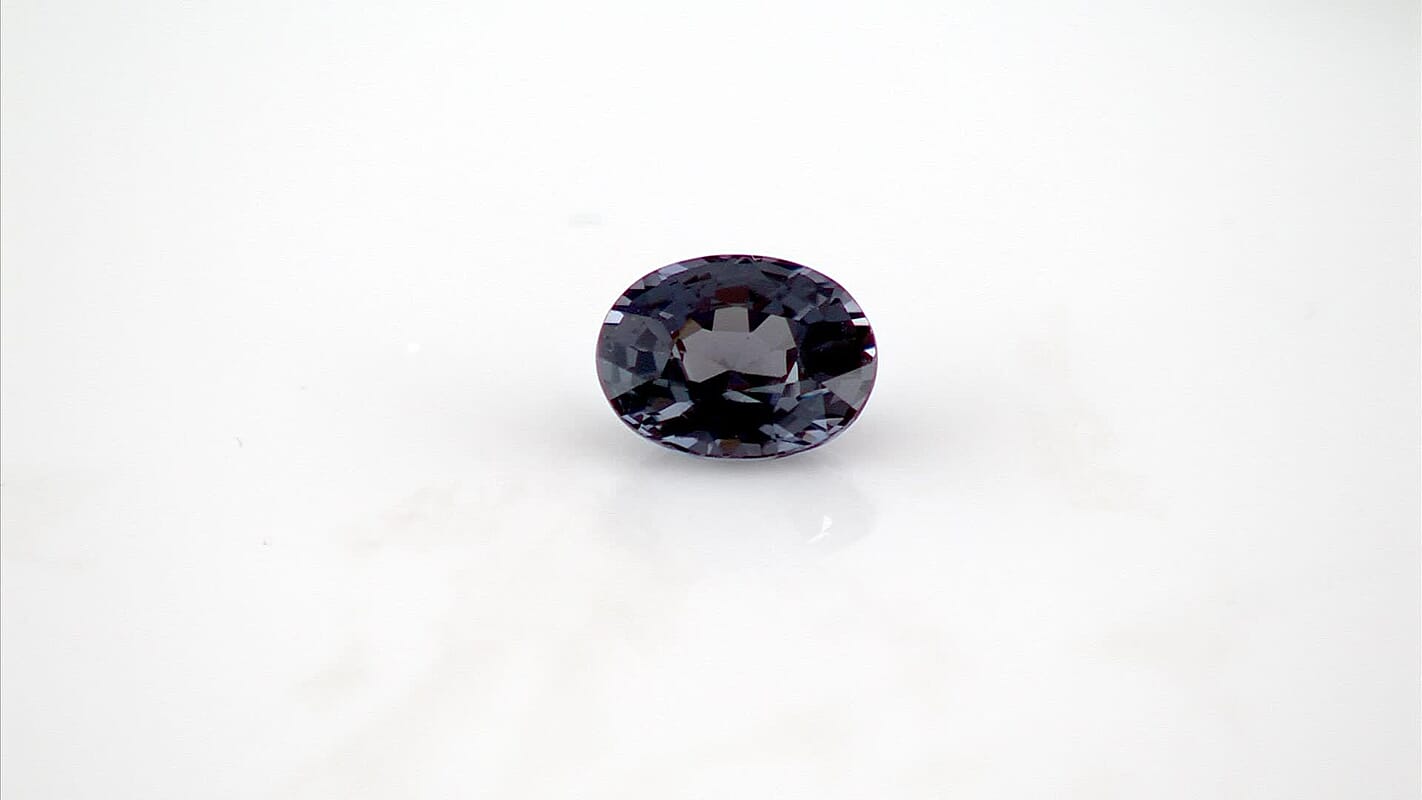 AAAA Platinum Spinel (Ovl 8x6 mm) 1.30 ctw
