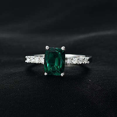 D'Joy Lab Grown Emerald and Moissanite 1.65 ctw Ring in Rhodium Over Sterling Silver (Size 7.0)