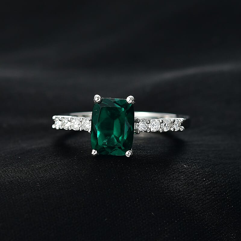 D'Joy Lab Grown Emerald and Moissanite 1.65 ctw Ring in Rhodium Over Sterling Silver (Size 7.0)
