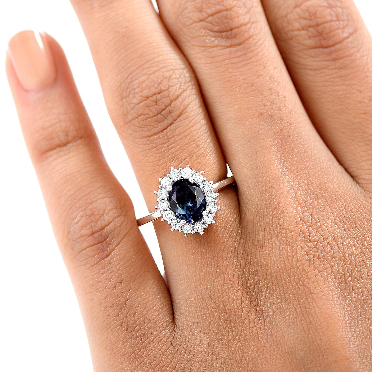 Luxuriant AAA Lab Grown Alexandrite and Lab Grown Diamond G-H SI 2.00 ctw Ring in Rhodium Over Sterling Silver (Size 6.0) image number 2