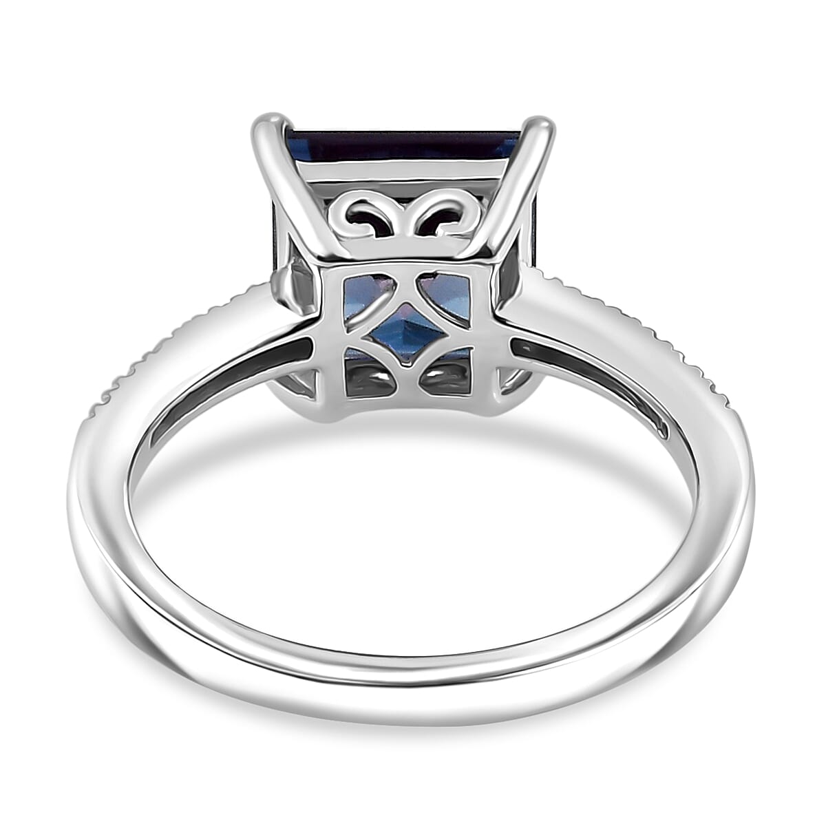 Luxuriant AAA Lab Grown Alexandrite and Lab Grown Diamond G-H SI 3.40 ctw Ring in Rhodium Over Sterling Silver (Size 6.0)