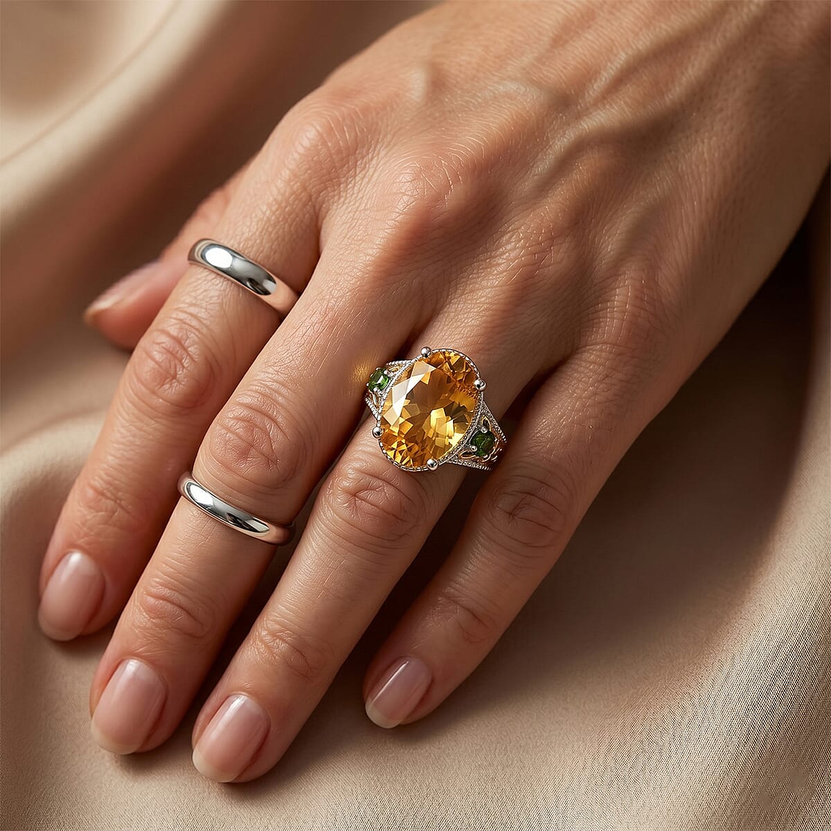 D'Joy Yellow Labradorite, Chrome Diopside Ring in 18K Vermeil YG and Rhodium Over Sterling Silver (Size 6.0) 5.60 ctw image number 2