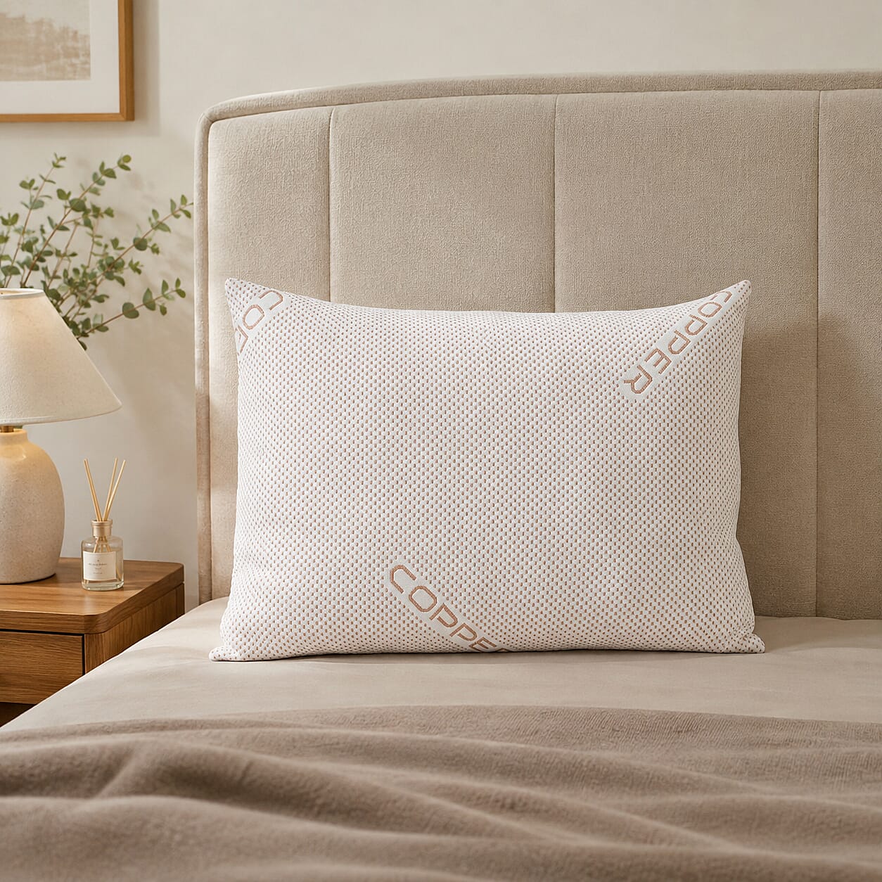 Adjustable Memory Foam Pillow with Copper-Infused Pillowcase Around 1800 Grams