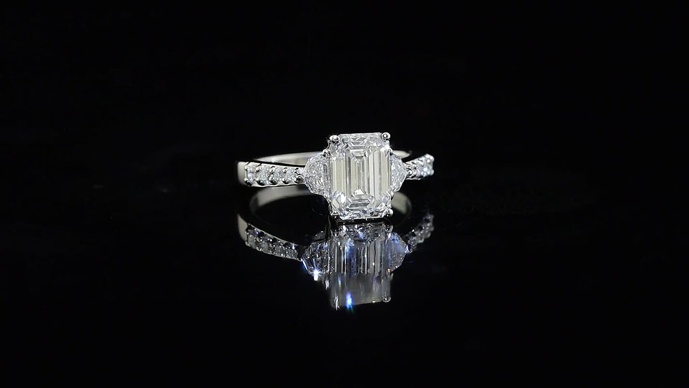 IGI Certified 950 Platinum Luxuriant Lab Grown Diamond (EF, VS) Ring (Size 6.0) (4.80 g) 2.60 ctw