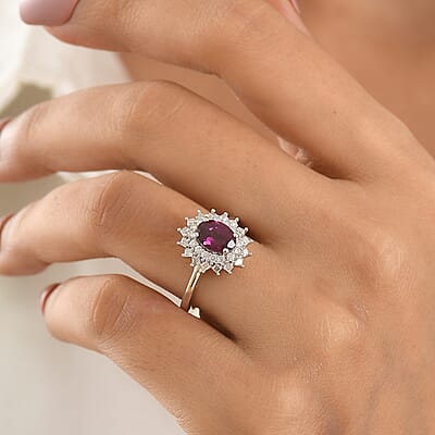D'Joy AAA Radiant Ember Garnet and Moissanite 2.15 ctw Royal Starburst Ring in Rhodium Over Sterling Silver (Size 6.0)