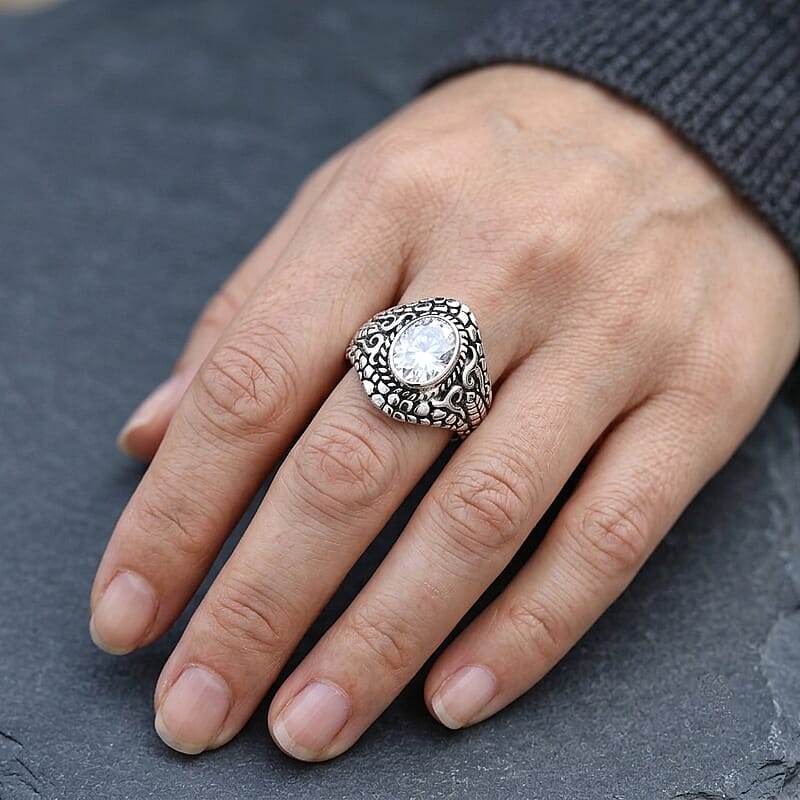 D'Joy Bali Legacy Moissanite 2.80 ctw Ring in Sterling Silver (Size 7.0)