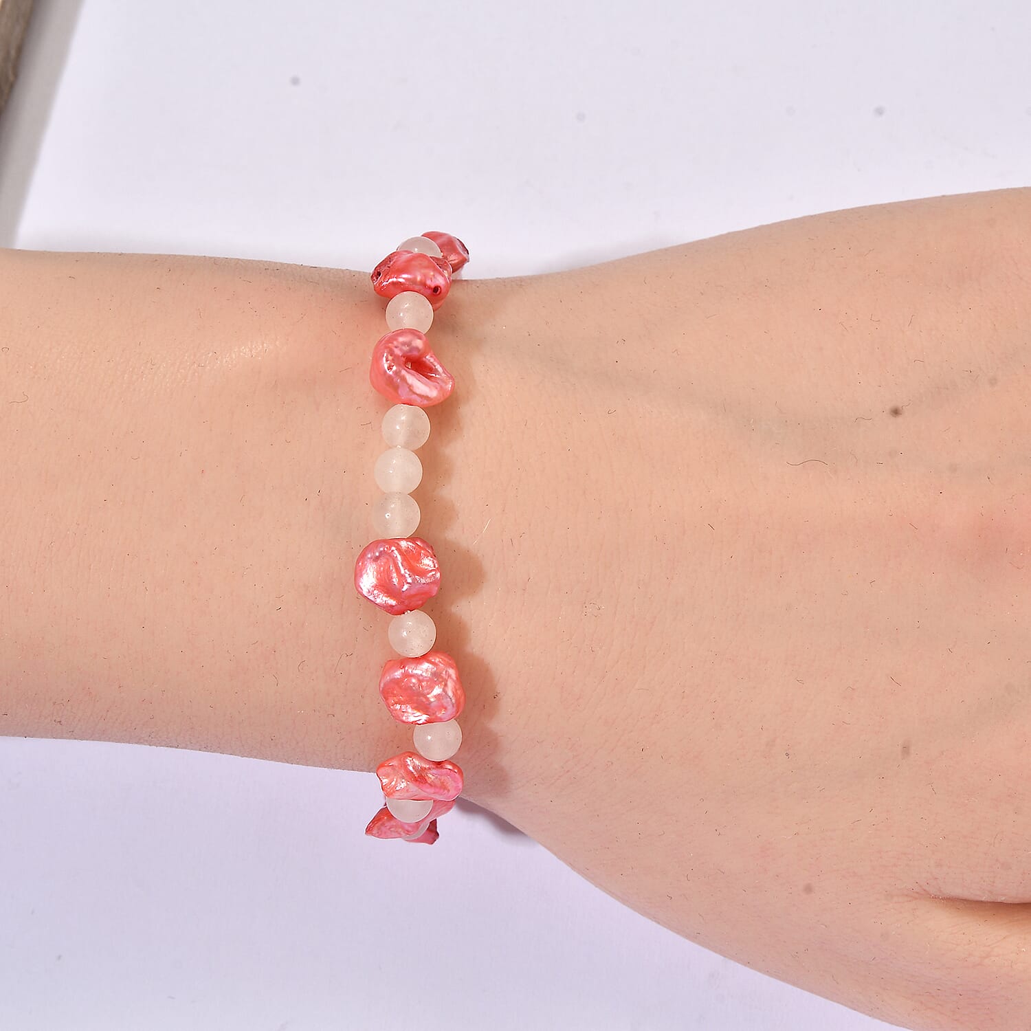 EverTrue Light Pink Pearl (D) and Rose Quartz 8.00 ctw Bracelet in Stainless Steel (7.25 In)