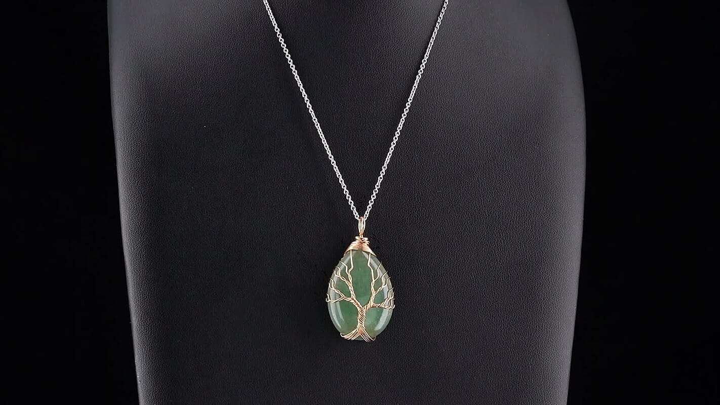 Green Aventurine Pendant in Goldtone with ION Plated YG Stainless Steel Necklace (20 Inches) 60.00 ctw