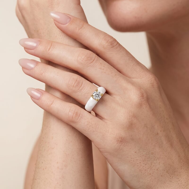 Lab Grown Diamond G SI and Natural Jade 14.85 ctw Band Ring in 10K Yellow Gold (Size 6.0)