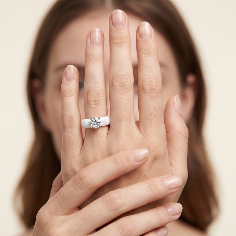 Lab Grown Diamond G SI and Natural Jade 14.85 ctw Band Ring in 10K Yellow Gold (Size 6.0)