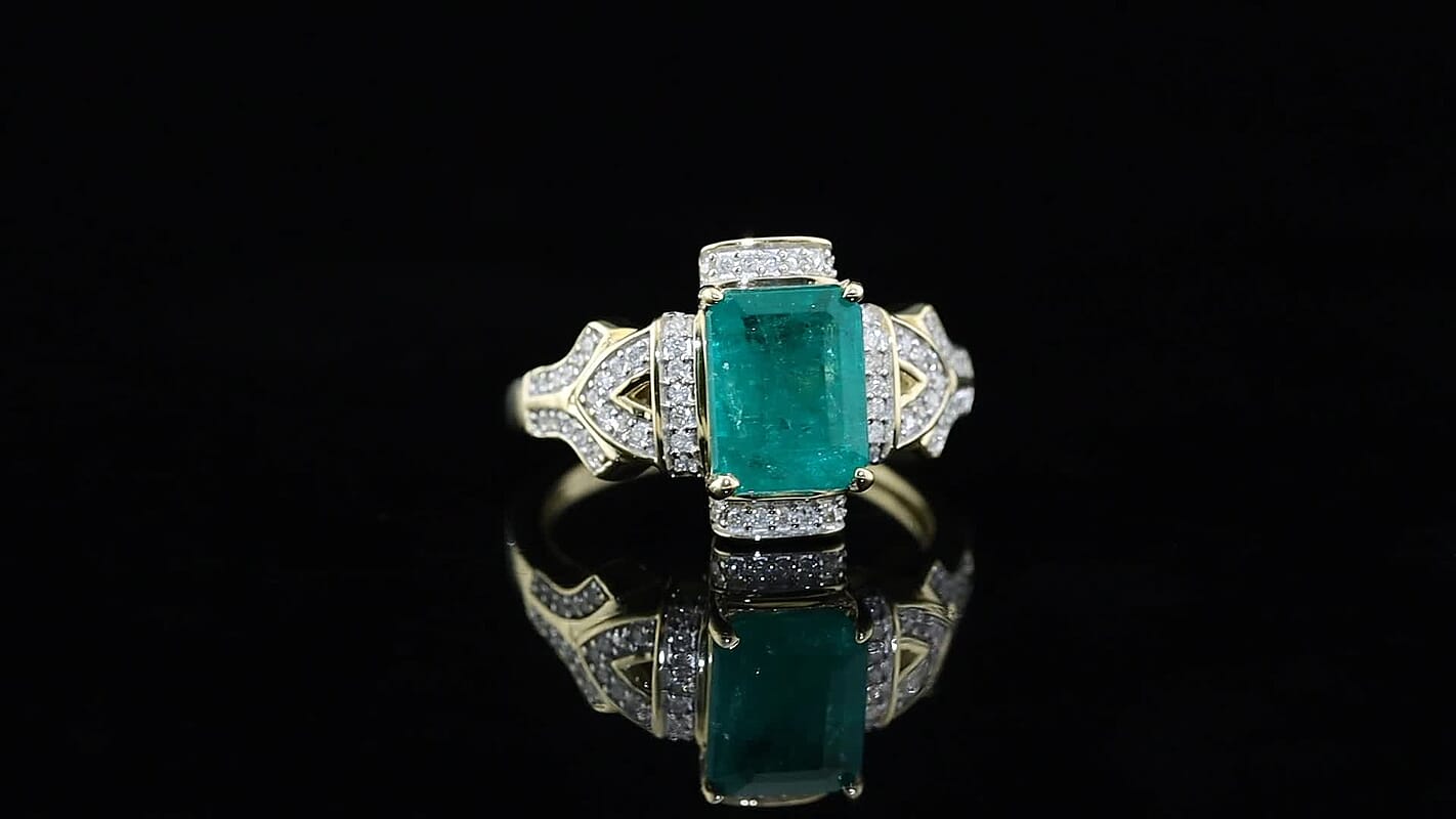 GP Royal Art Deco Collection 10K Yellow Gold AAA Kagem Zambian Emerald, Diamond (I2) (0.33 cts) Ring (Size 6.0) (4.15 g) 2.40 ctw