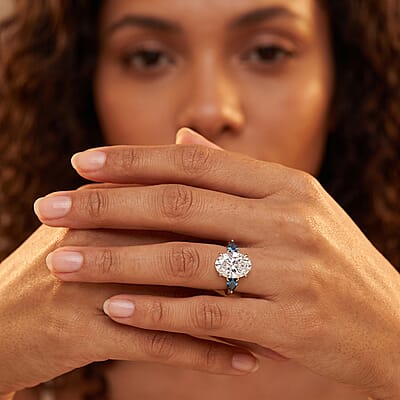 Luxuriant Lab Grown Diamond E-F VS and Lab Grown Blue Diamond IR 2.50 ctw Twin Flame Radiance Ring in 10K White and Yellow Gold (Size 7.0)