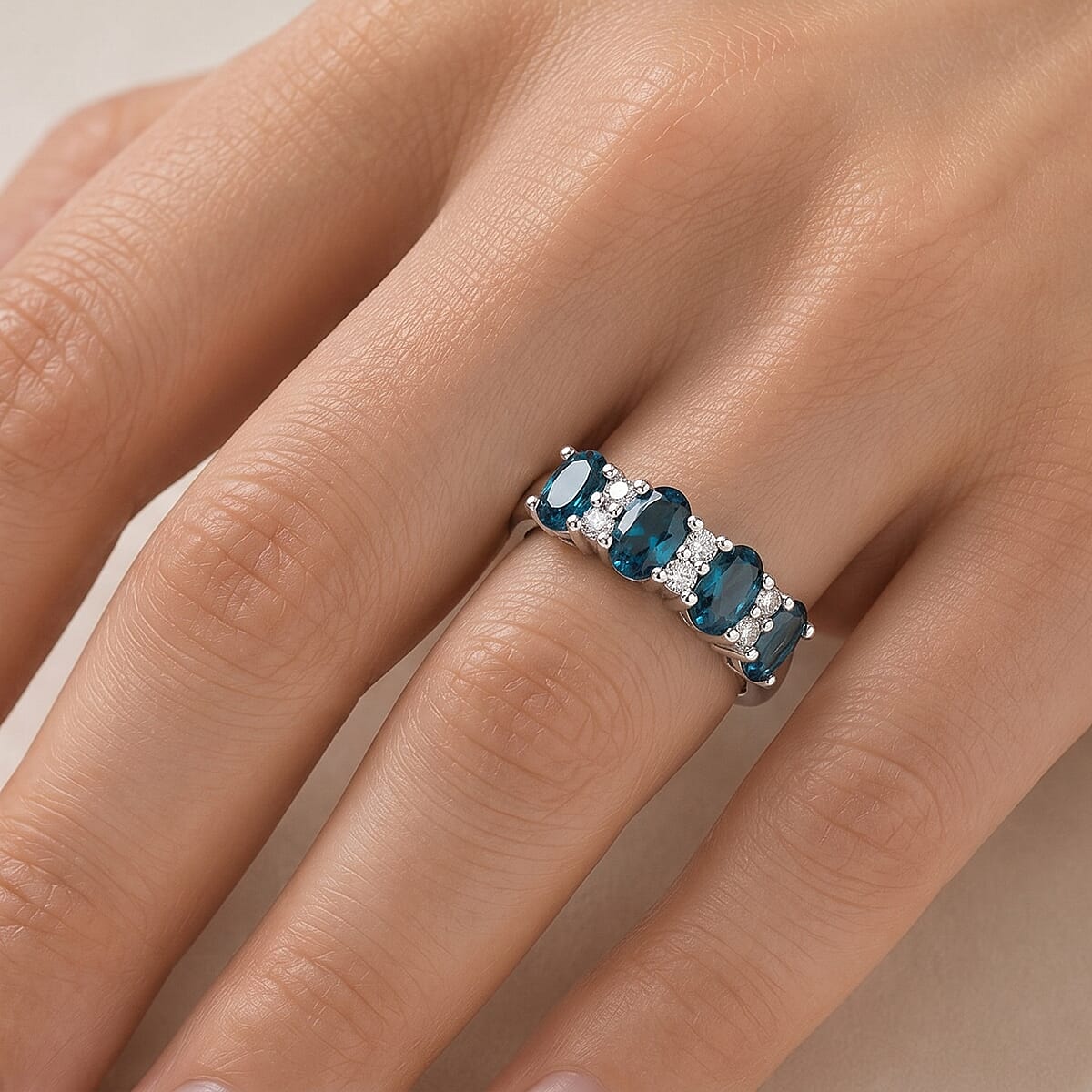 Teal Quartz and Simulated Diamond 0.90 ctw Band Ring in Sterling Silver (Size 7.0) image number 1