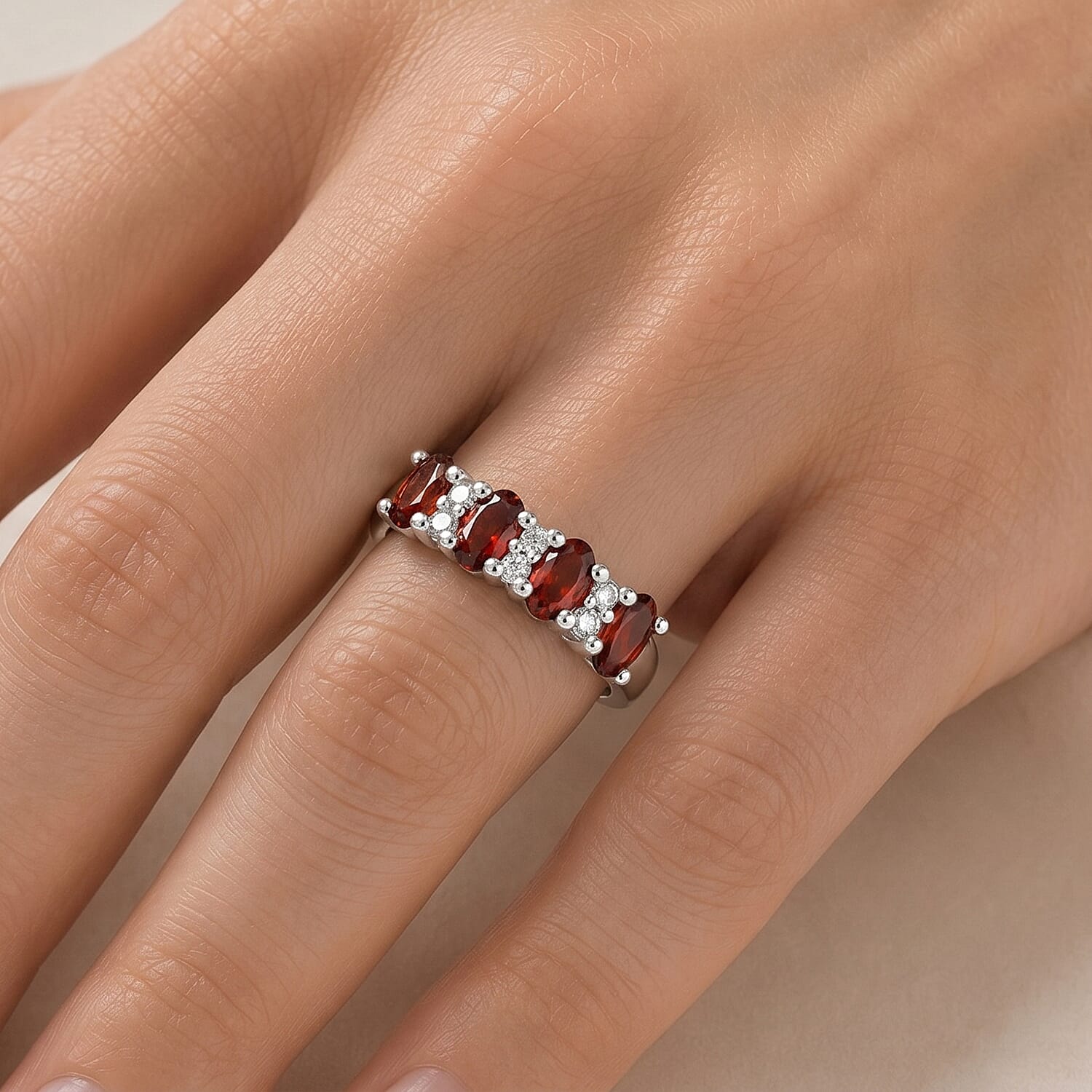 Mozambique Garnet and Simulated Diamond 0.90 ctw Band Ring in Sterling Silver (Size 7.0)