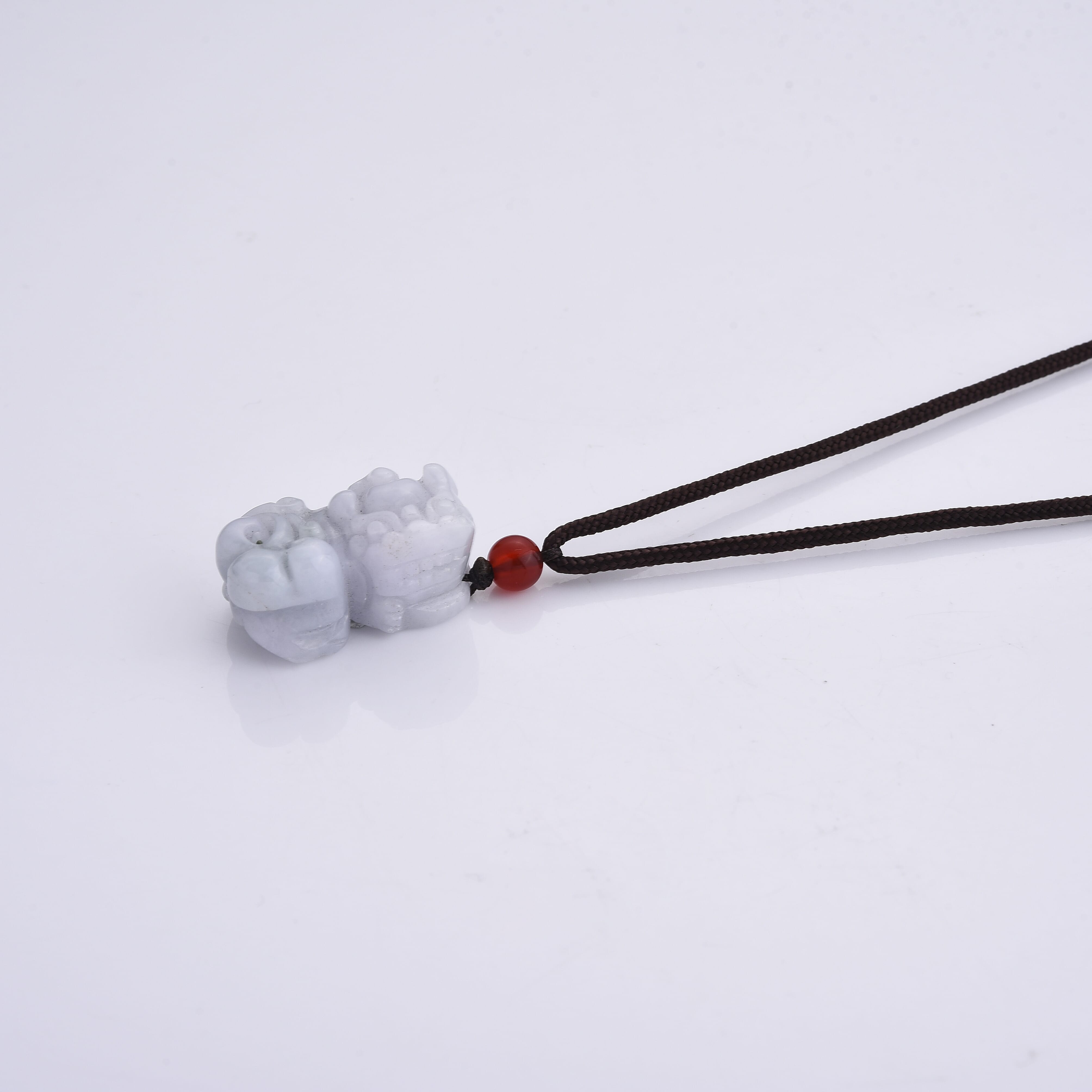 Natural Jade and Red Agate 40.60 ctw Necklace (Adjustable)