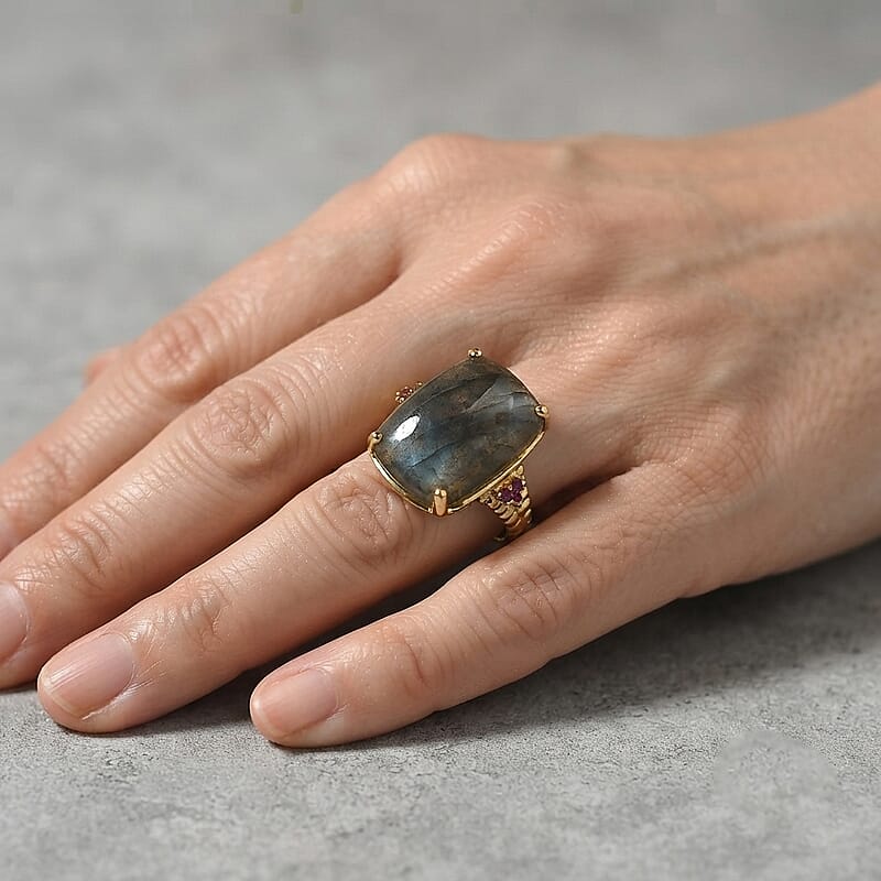 EverTrue AAA Malagasy Labradorite and Lotus Garnet 20.90 ctw Ring in 18K YG Plated (Size 7.0)