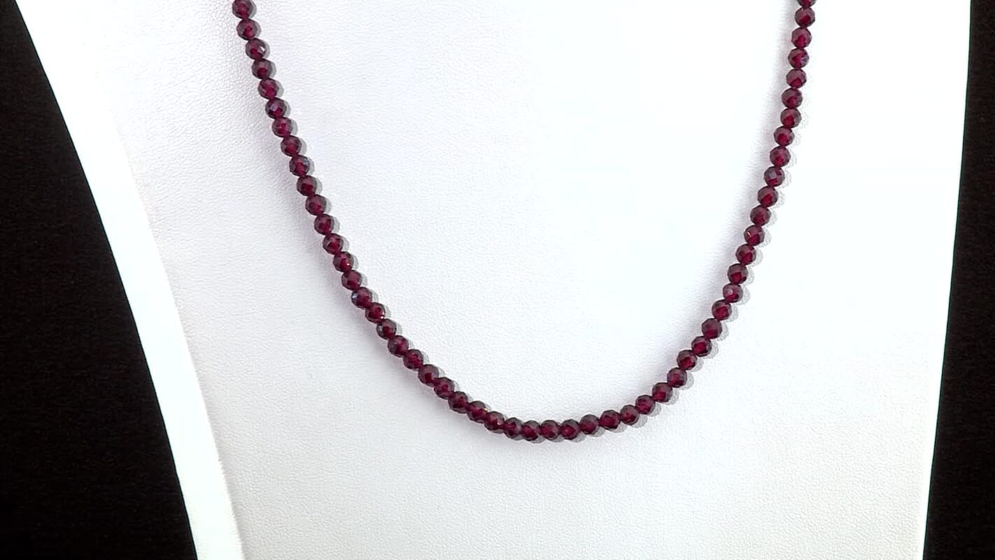 D'Joy Orissa Rhodolite Garnet Beaded Necklace (20 Inches) in Rhodium Over Sterling Silver 80.00 ctw