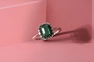 D'Joy Premium Kagem Zambian Emerald and Moissanite 1.65 ctw Royal Glow Ring in Rhodium Over Sterling Silver (Size 5.0)