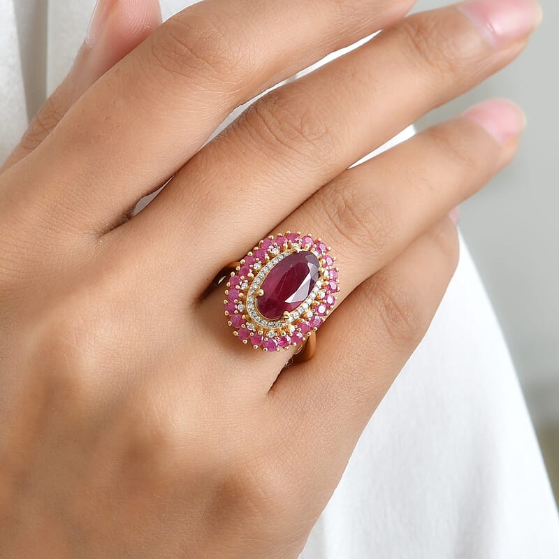 D'Joy Niassa Ruby (FF) and Moissanite 7.40 ctw Firecracker Bloom Ring in 18K Vermeil Yellow Gold Over Sterling Silver (Size 7.0)