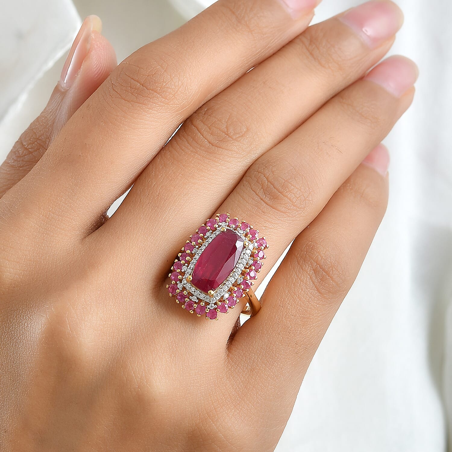 D'Joy Niassa Ruby (FF) and Moissanite 7.65 ctw Firecracker Bloom Ring in 18K Vermeil Yellow Gold Over Sterling Silver (Size 6.0)