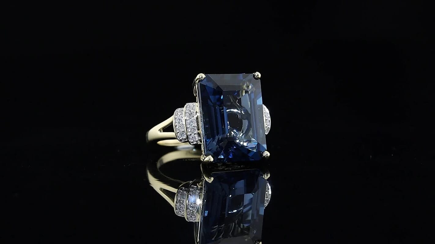 Luxoro 10K Yellow Gold Premium London Blue Topaz, Diamond (I2) Ring (Size 6.0) 14.20 ctw