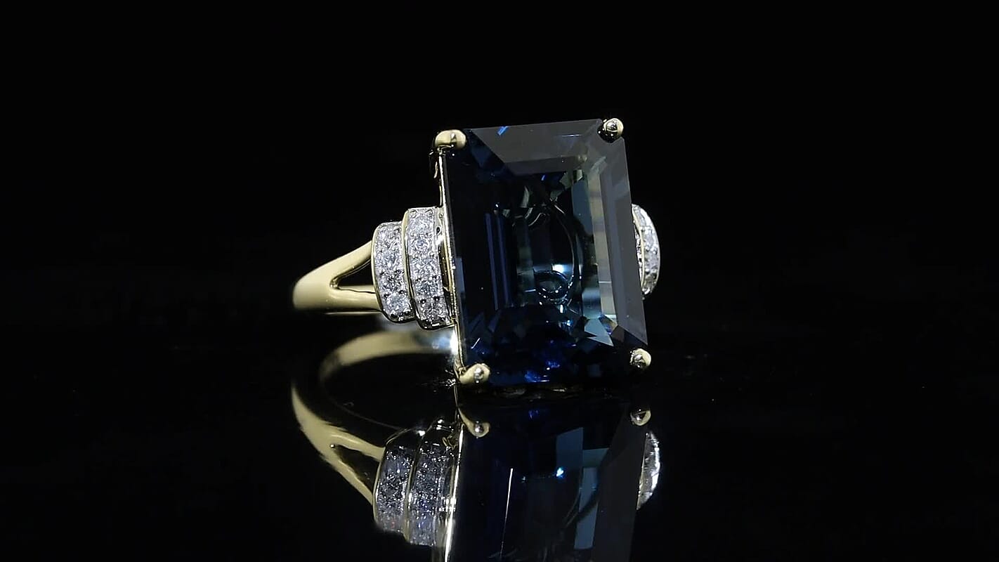 Luxoro 10K Yellow Gold Premium London Blue Topaz, Diamond (I2) Ring (Size 6.0) 14.20 ctw