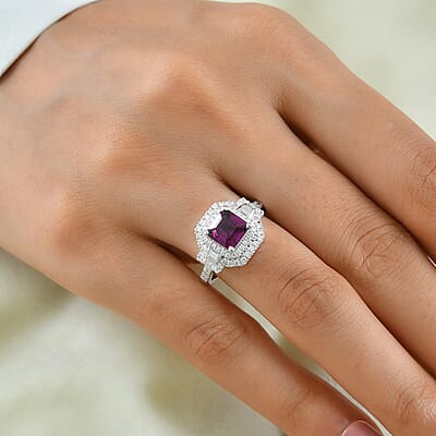 D'Joy AAA Radiant Ember Garnet and Moissanite 2.65 ctw Ring in Rhodium Over Sterling Silver (Size 7.0)