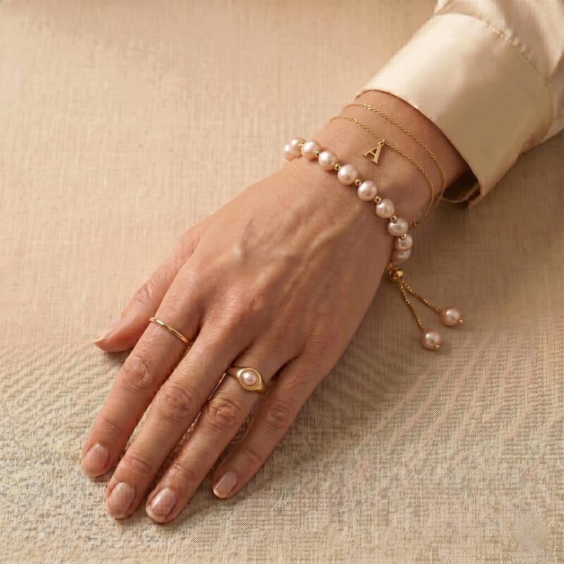 Peach Freshwater Pearl Bolo Bracelet in Goldtone