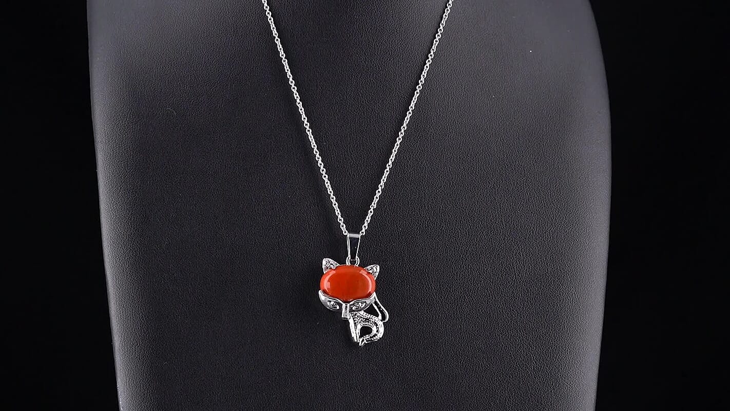 Red Jasper Pendant in Silvertone with Stainless Steel Necklace (20 Inches) 15.00 ctw