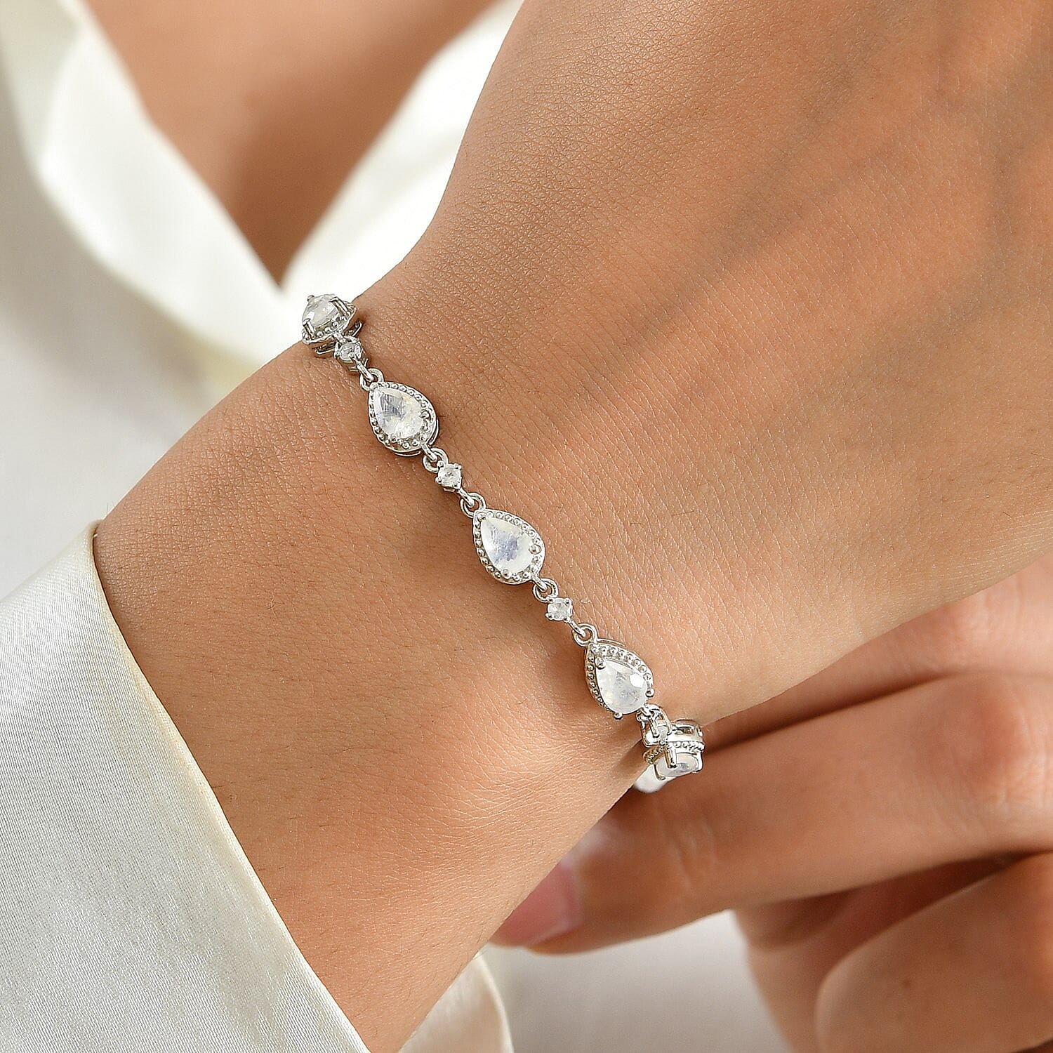 EverTrue Rainbow Moonstone 30.70 ctw Line Bracelet in Platinum Bond (6.50 In)