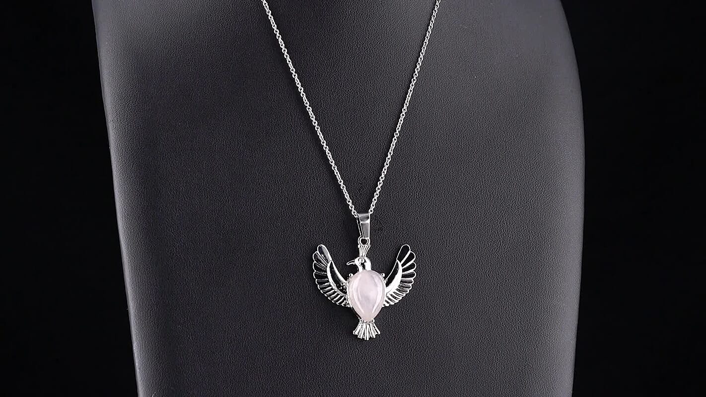 Rose Quartz Pendant in Silvertone with Stainless Steel Necklace (20 Inches) 20.00 ctw