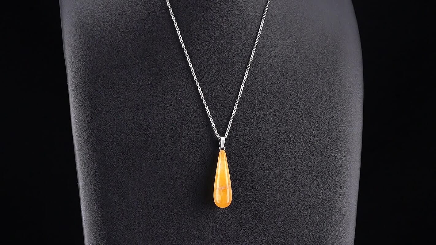 Yellow Jade Pendant in Silvertone with Stainless Steel Necklace (20 Inches) 35.00 ctw