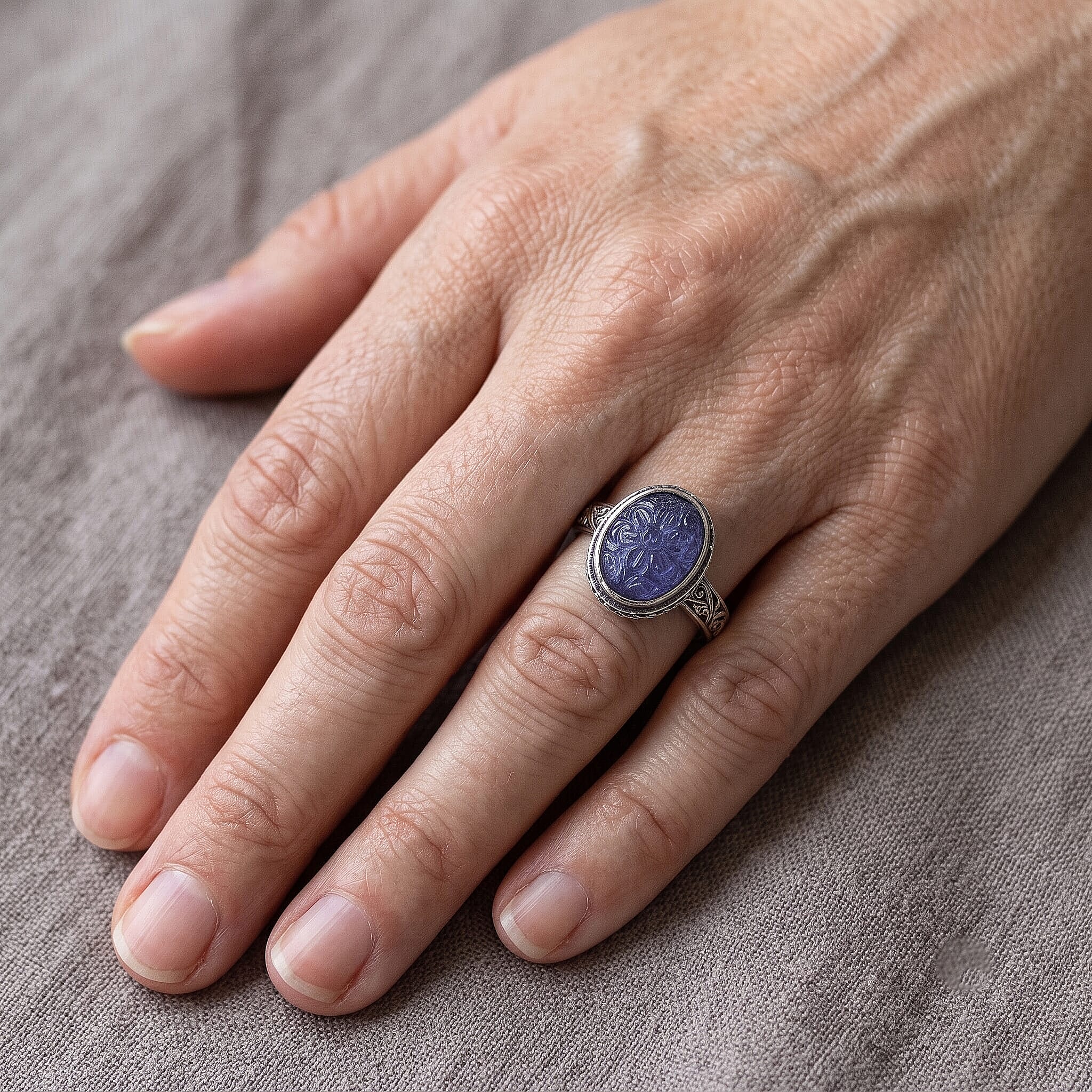 D'Joy Bali Legacy Tanzanite 11.40 ctw Ring in Sterling Silver (Size 5.0)