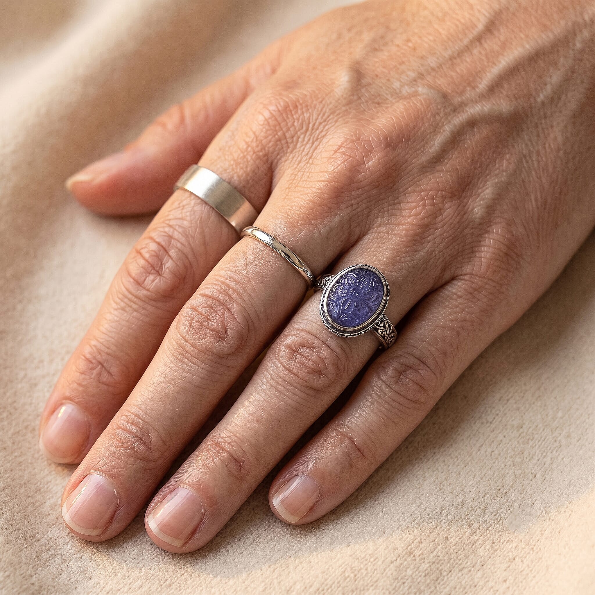 D'Joy Bali Legacy Tanzanite 11.40 ctw Ring in Sterling Silver (Size 5.0)