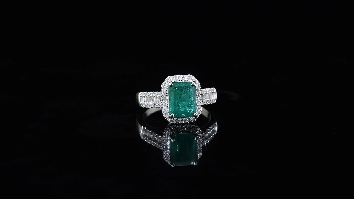 Luxoro 10K White Gold AAA Kagem Zambian Emerald, Diamond (I2) (0.58 cts) Ring (Size 10.0) 3.20 ctw