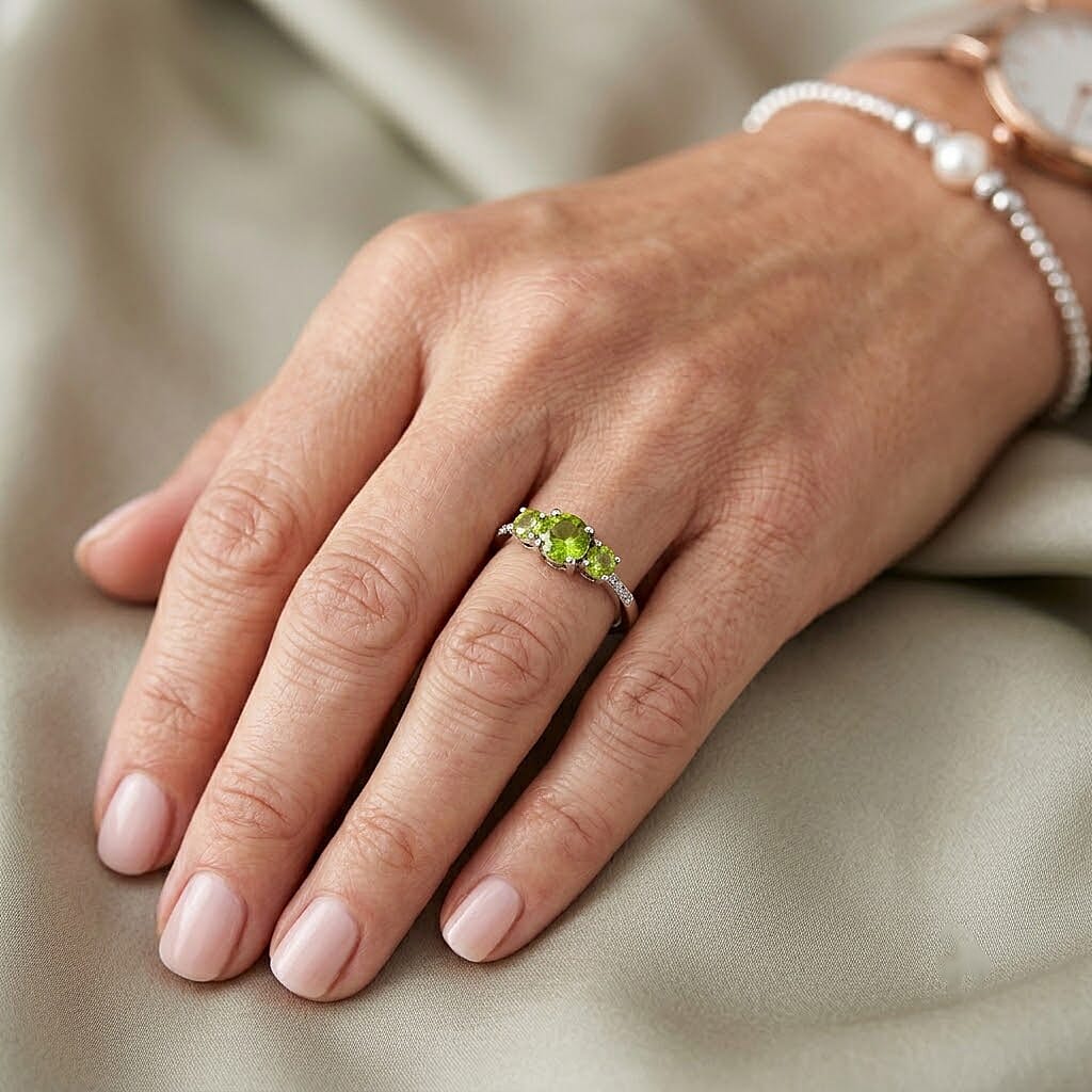 Hebei Peridot and Simulated Diamond 0.60 ctw Ring in Sterling Silver (Size 8.0)