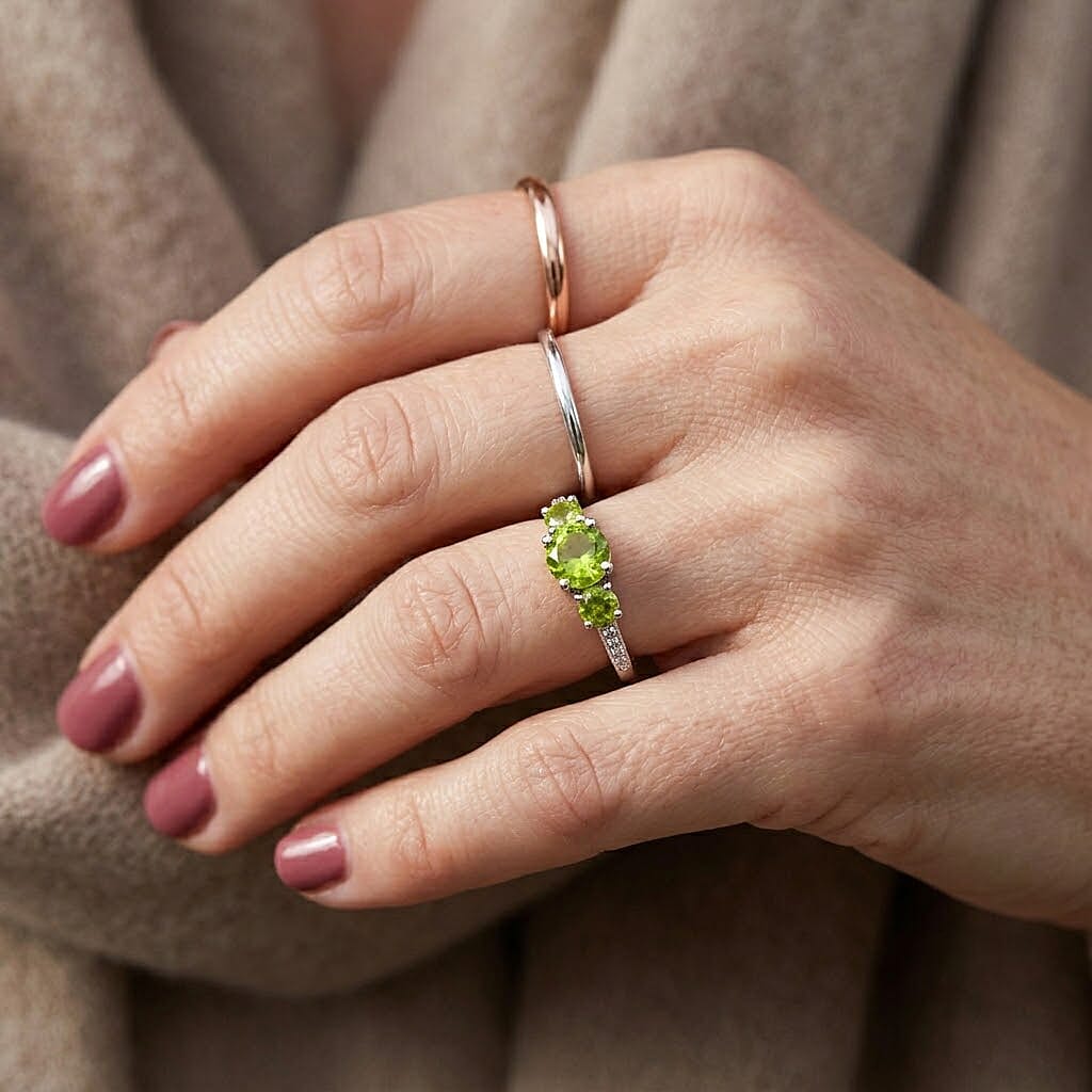 Hebei Peridot and Simulated Diamond 0.60 ctw Ring in Sterling Silver (Size 8.0)