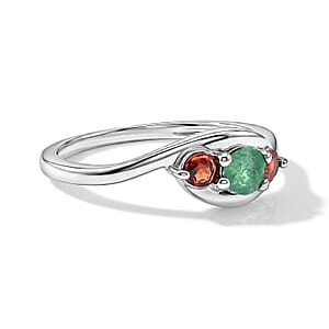 Brazilian Emerald and Mozambique Garnet 0.30 ctw Ring in Sterling Silver (Size 7.0)