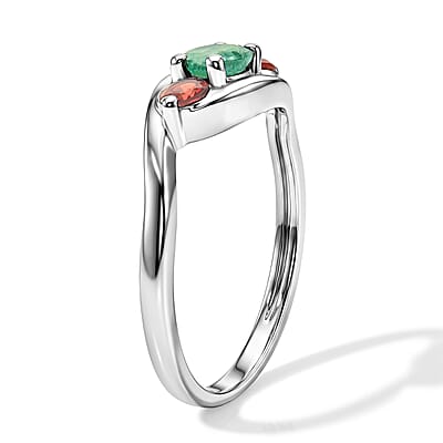 Brazilian Emerald and Mozambique Garnet 0.30 ctw Ring in Sterling Silver (Size 7.0)