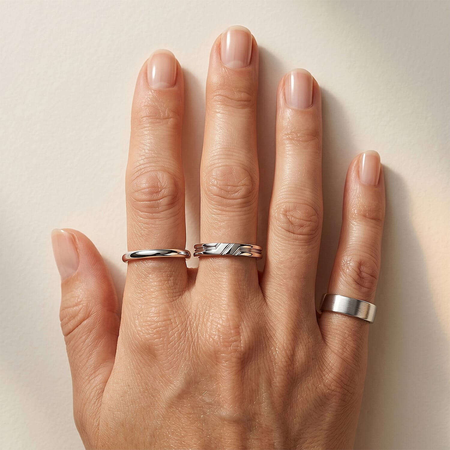 Etched Ring in Sterling Silver (Size 9.0) 1.97 Grams