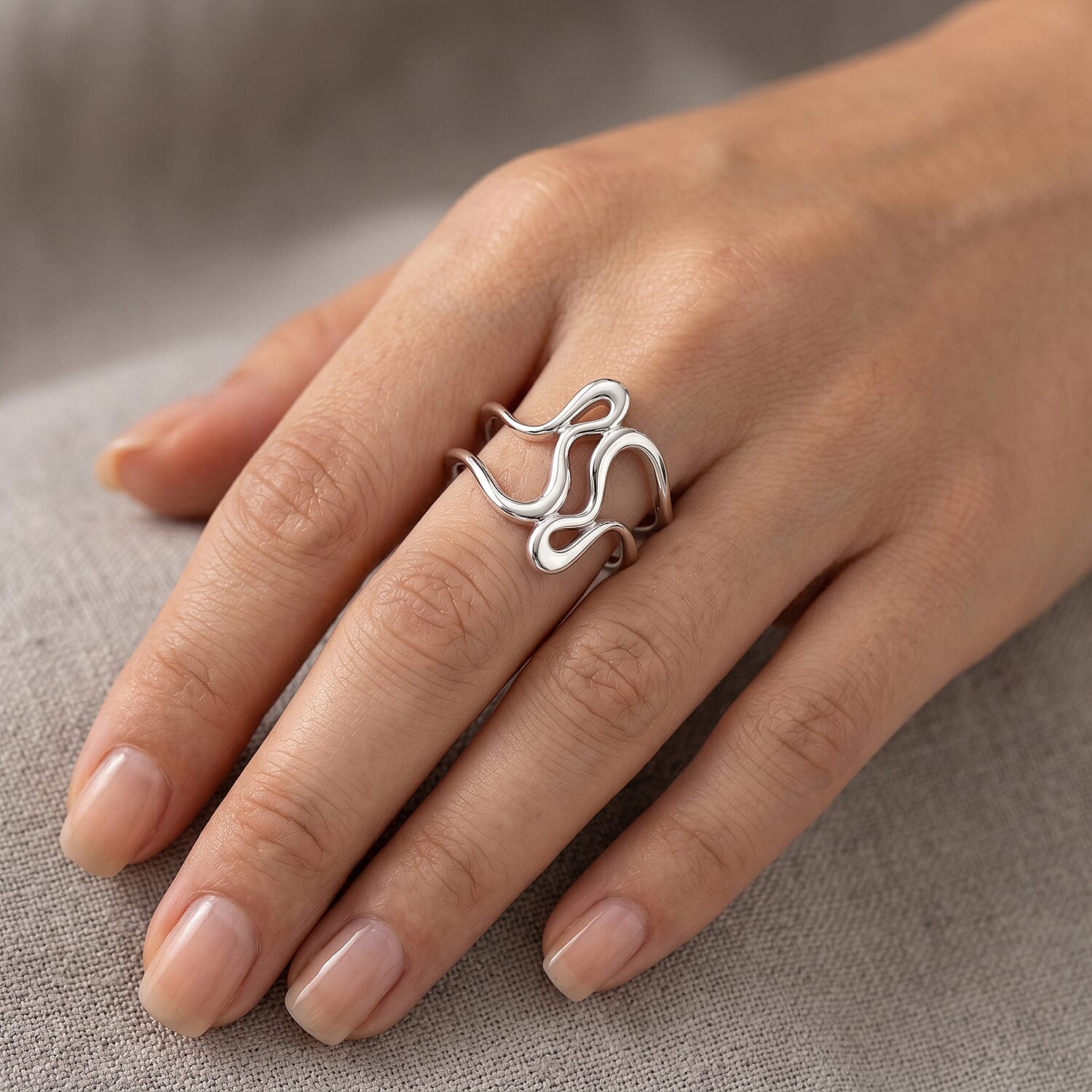 Abstract Ring in Sterling Silver (Size 6.0) 1.20 Grams