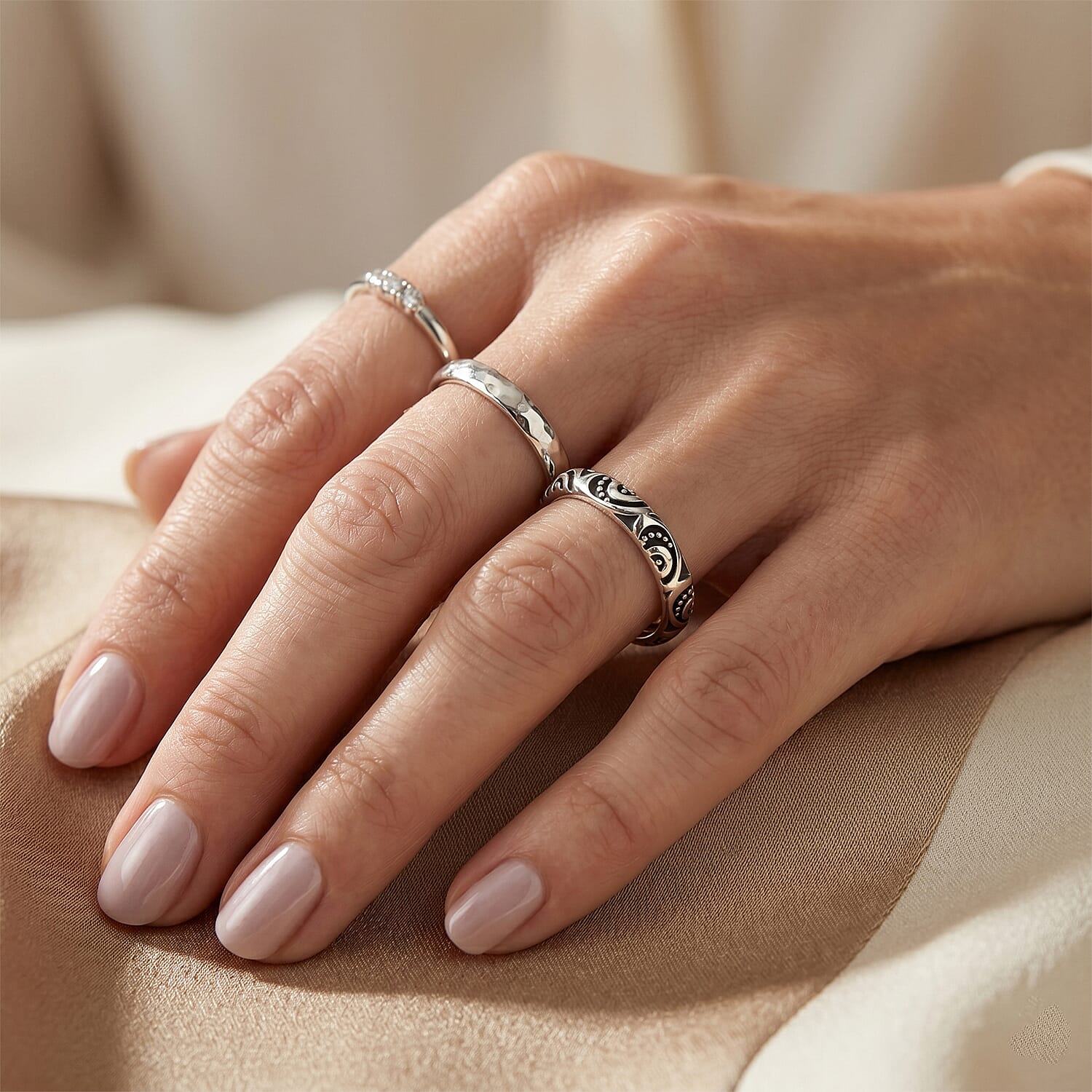 Footprint Band Ring in Sterling Silver (Size 5.0) 1.90 Grams