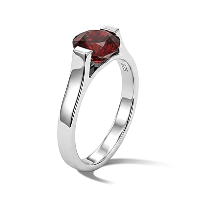 Red Garnet 1.30 ctw Solitaire Ring in Sterling Silver (Size 9.0)